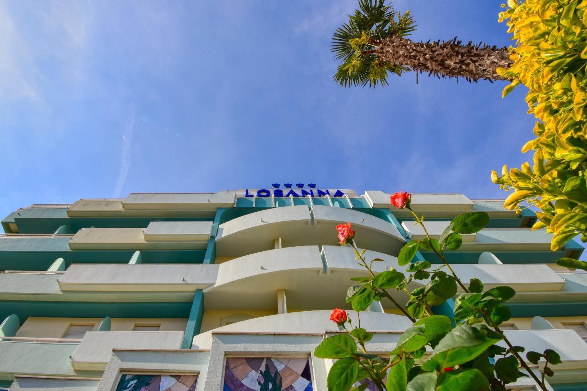 Hotel Losanna Gabicce Mare Buitenkant foto